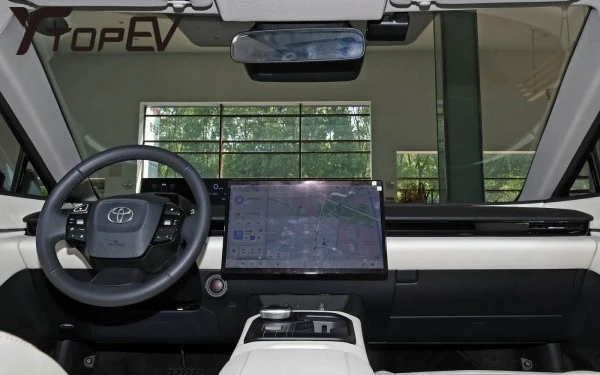 Toyota bZ5 interior